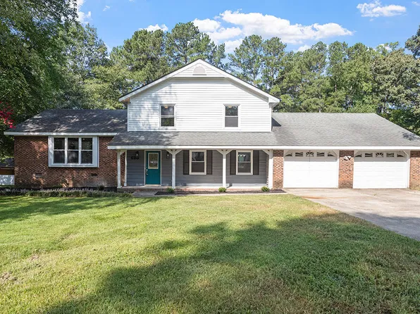 625 Green Willow Cir, Wendell, NC 27591