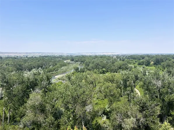 Highway 212, Laurel, MT 59044