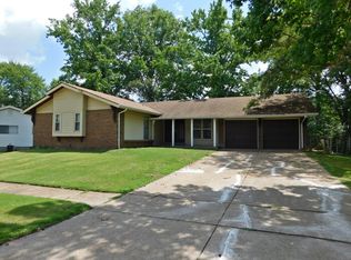 5332 Branridge Rd, Florissant, MO 63033