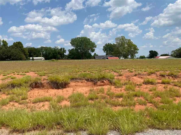 S 6th Ave, Sterling, OK 73567
