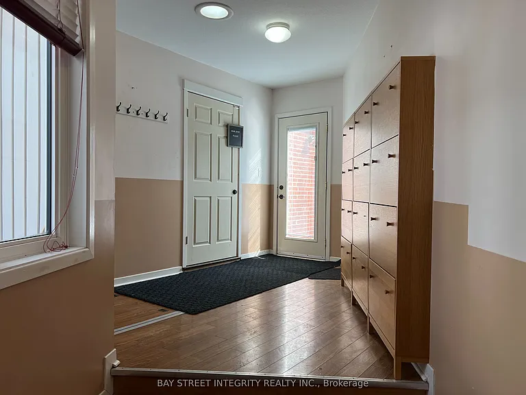1339 Pinegrove Rd #2 — Photo 4