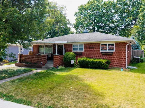 5657 Maplewood Dr, Indianapolis, IN 46224