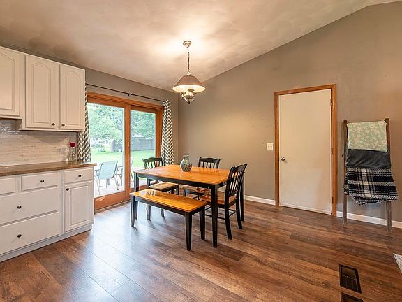 4th image of 4315 Chadswyck Dr