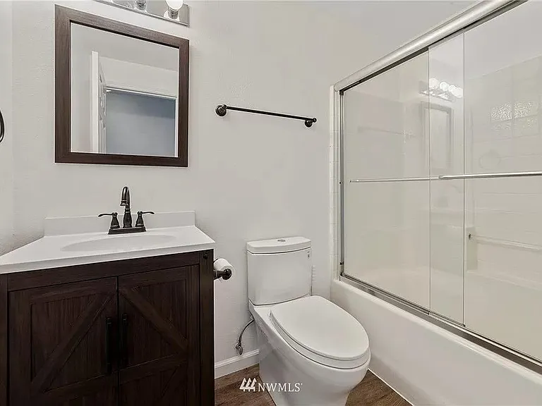 Upstairs Bathroom