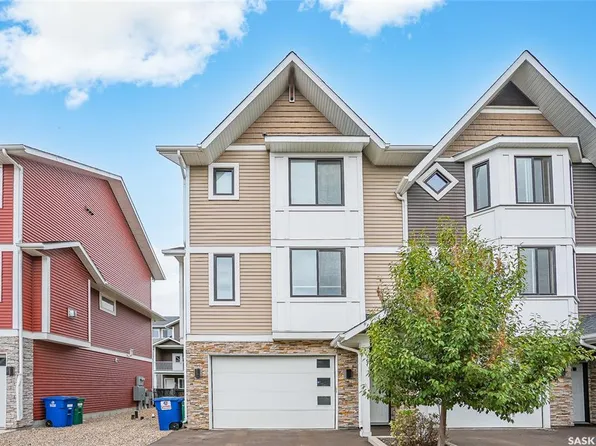 UNIT 212-3220 11th STREET W, Saskatoon, SK S7M 5M4