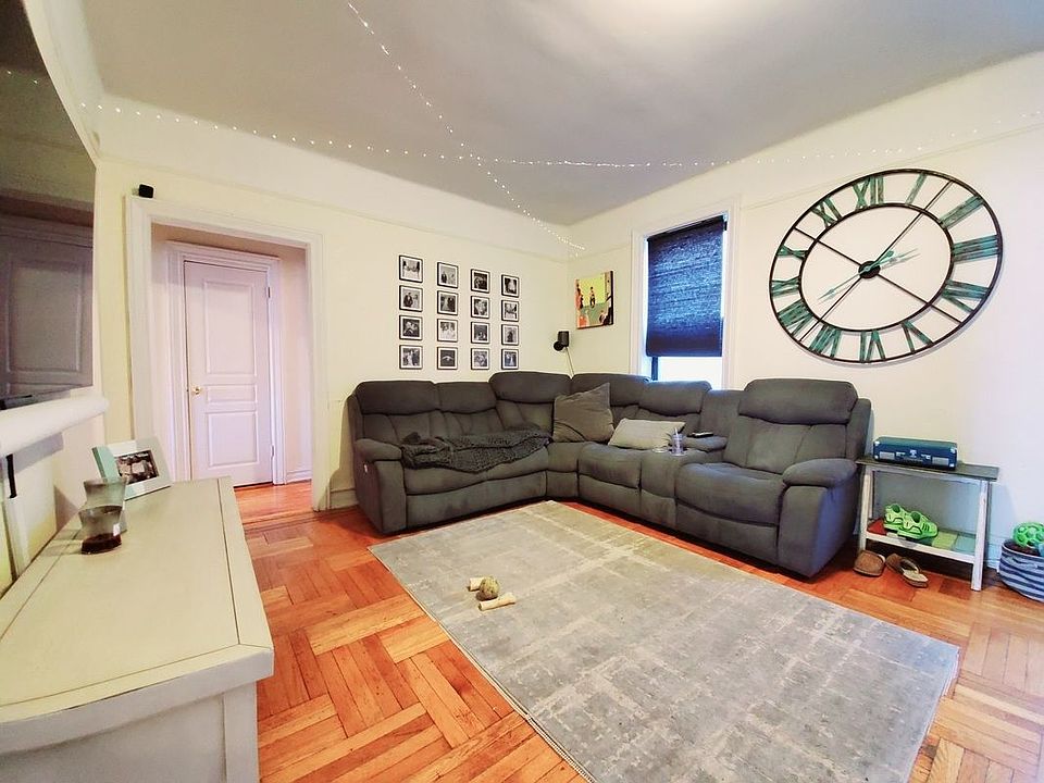 1st image of 325 1st St APT B8