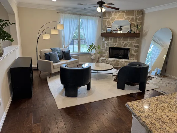 216 Post View Dr, Aledo, TX 76008