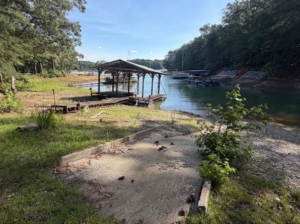 6610 Lanier Islands Pkwy, Buford, GA 30518