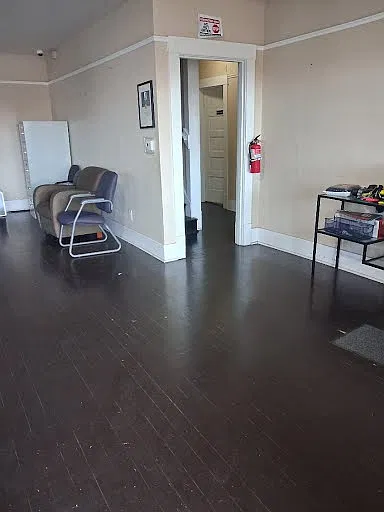 5 bed, $850 — Photo 1