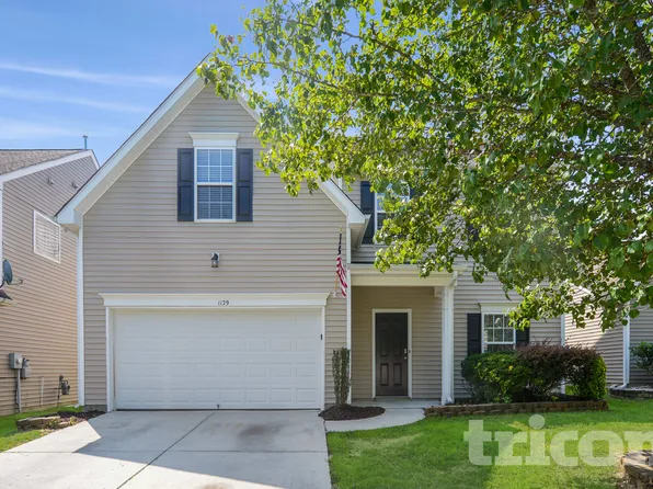1129 Hawick Dr, High Point, NC 27262