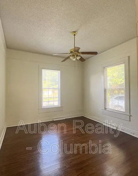 1112 Olympia Ave — Photo 14