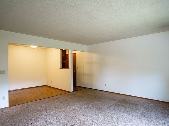 5th image of 1332 NE 21st Ave #1
