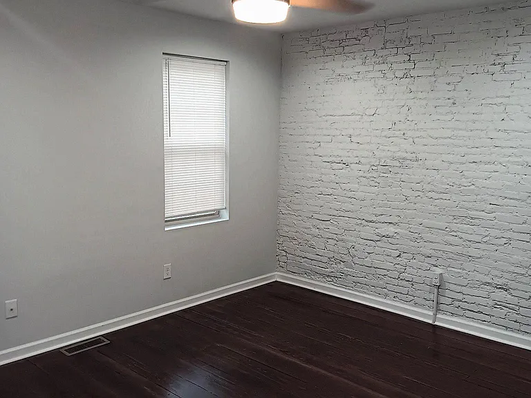 2628 E Harold St — Photo 13