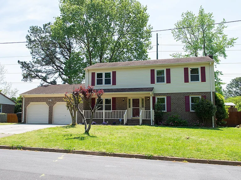 1671 Meredith Rd — Photo 2