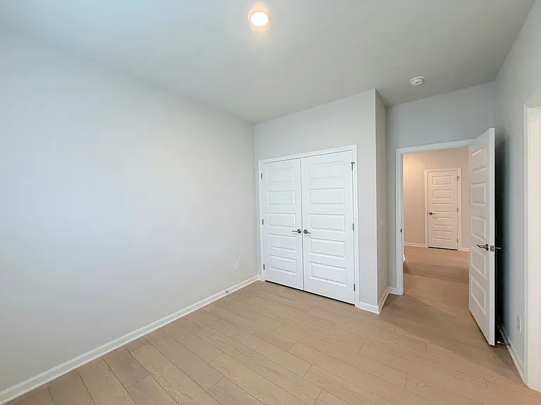 137 Clift Creek Dr — Photo 24