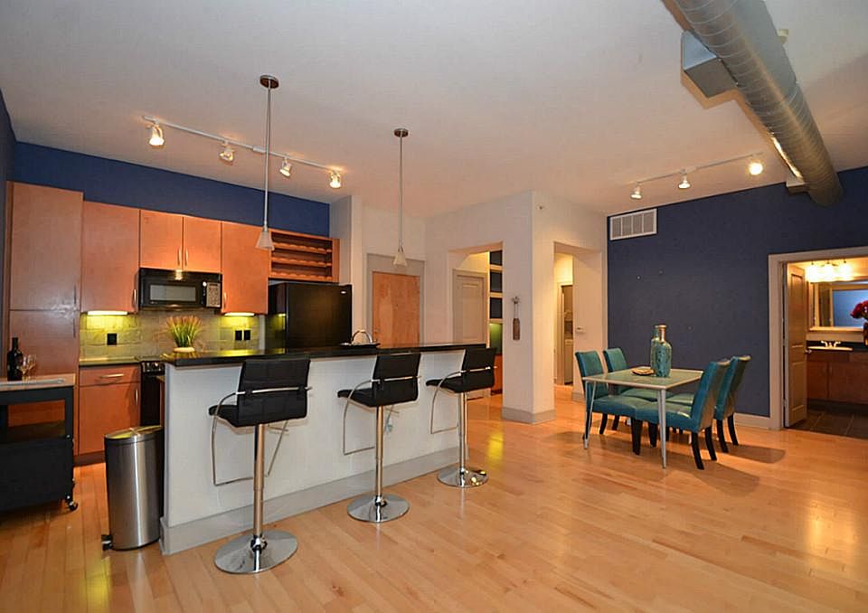 1st image of 1901 Post Oak Blvd APT 2608
