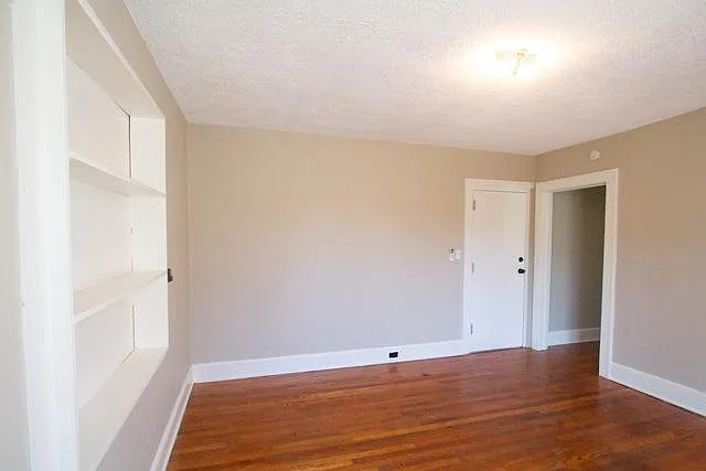 45 Henrietta St #3 — Photo 4
