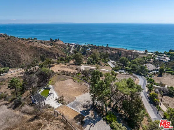 22105 Carbon Mesa Rd, Malibu, CA 90265