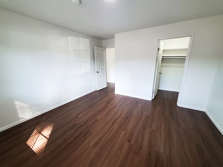 Nakoma Heights Apartment Homes — Photo 16