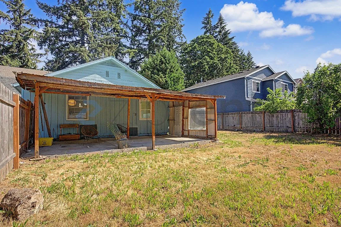 4 bed, 2123 sqft, $2,750 — Photo 4