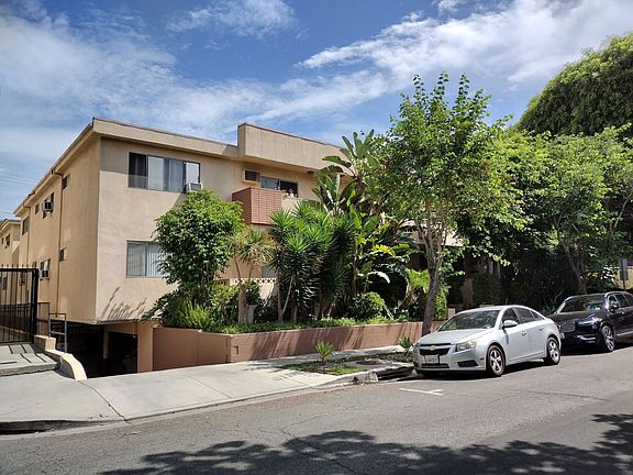 2nd image of 650 Westmount Dr APT 107