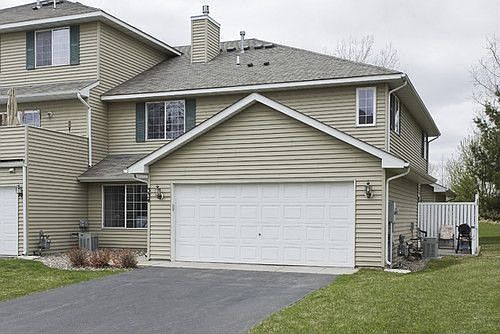 1st image of 334 Gironde Ct