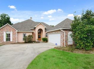 8589 R Dawes Dr, Denham Springs, LA 70706