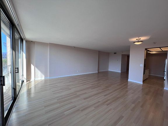 3rd image of 555 Laurel Ave APT 420