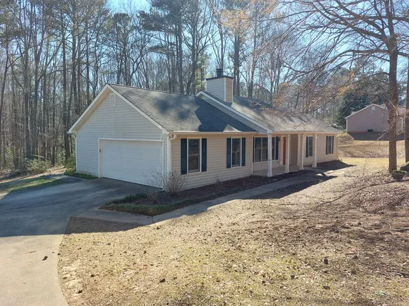 4593 Lower Fayetteville Rd, Sharpsburg, GA 30277