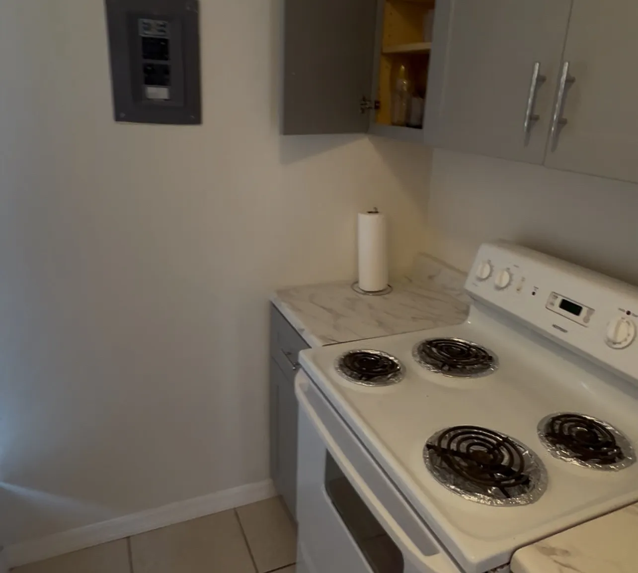 1 bed, 648 sqft, $1,000 — Photo 2