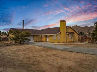 19022 Symeron Rd, Apple Valley, CA 92307