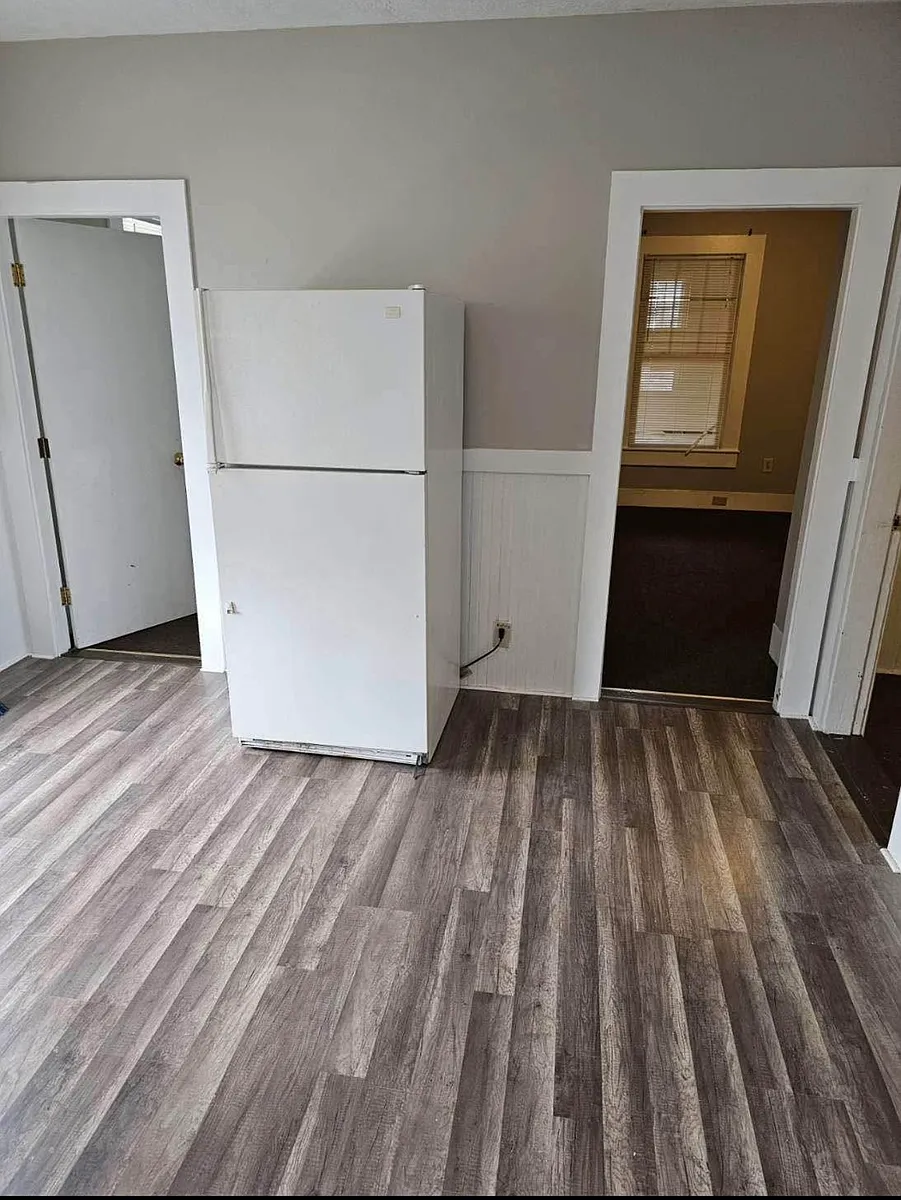 Building Photo - 141 Orange St #1E