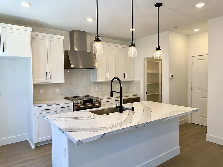 543 Shockley Aly #46 — Photo 10