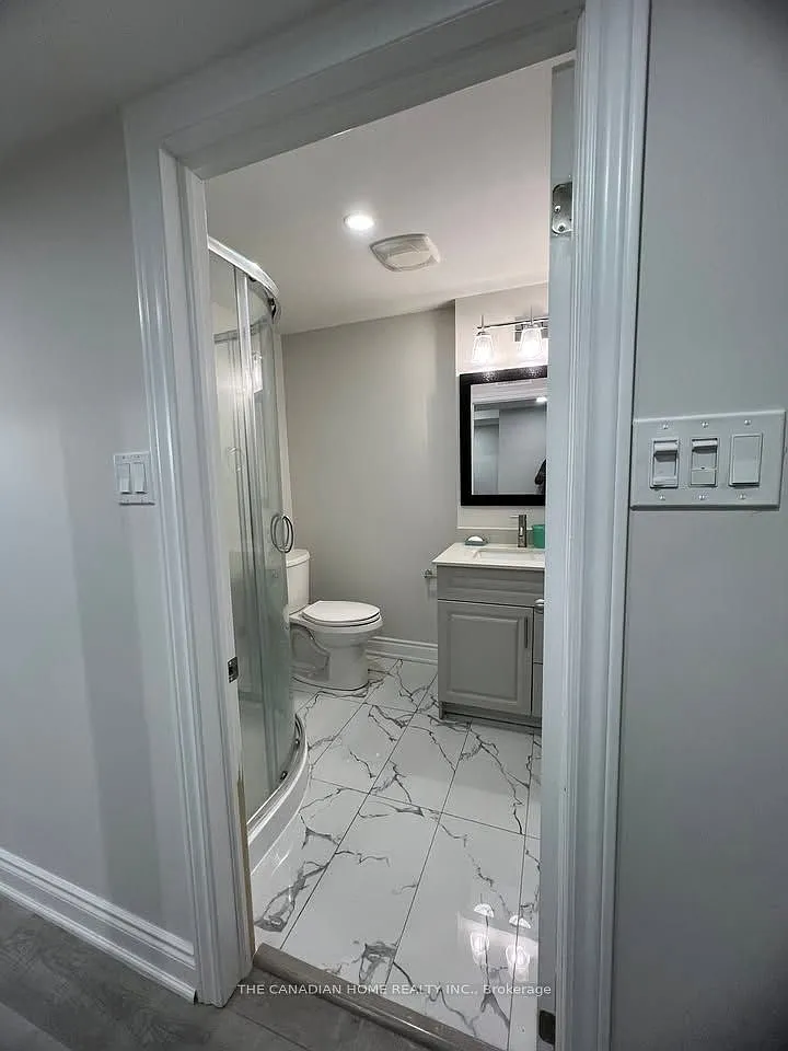 4 bed, $2,900 — Photo 3