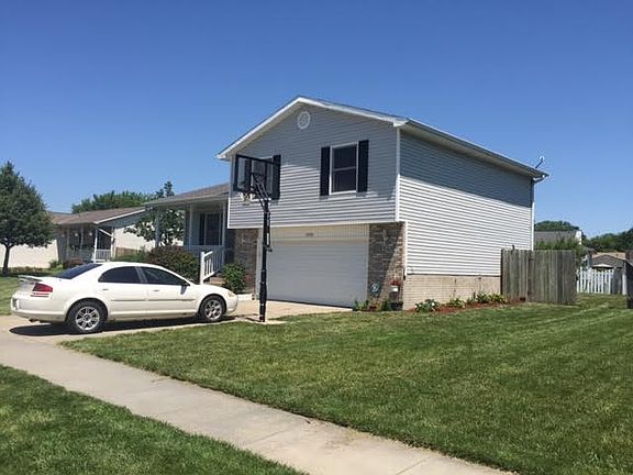 4th image of 10620 N 135th St