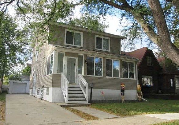 1st image of 1162 Fort Park Blvd