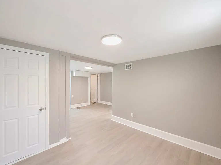 955 9th Ave S #2 — Photo 1