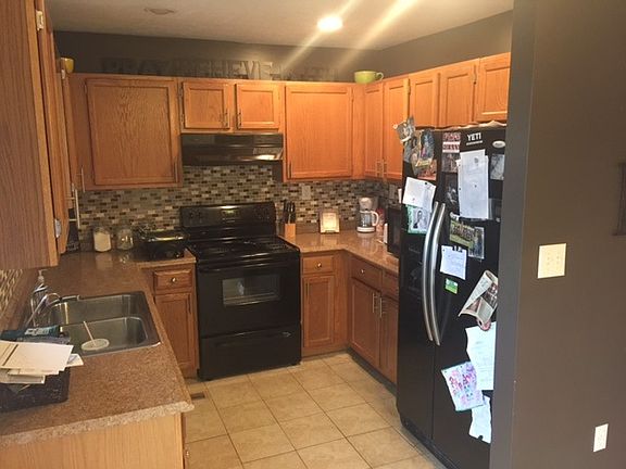 4th image of 722 Ravenwood Dr