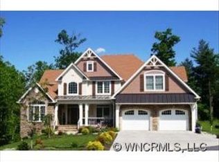 28 Sterling Run Dr, Fletcher, NC 28732