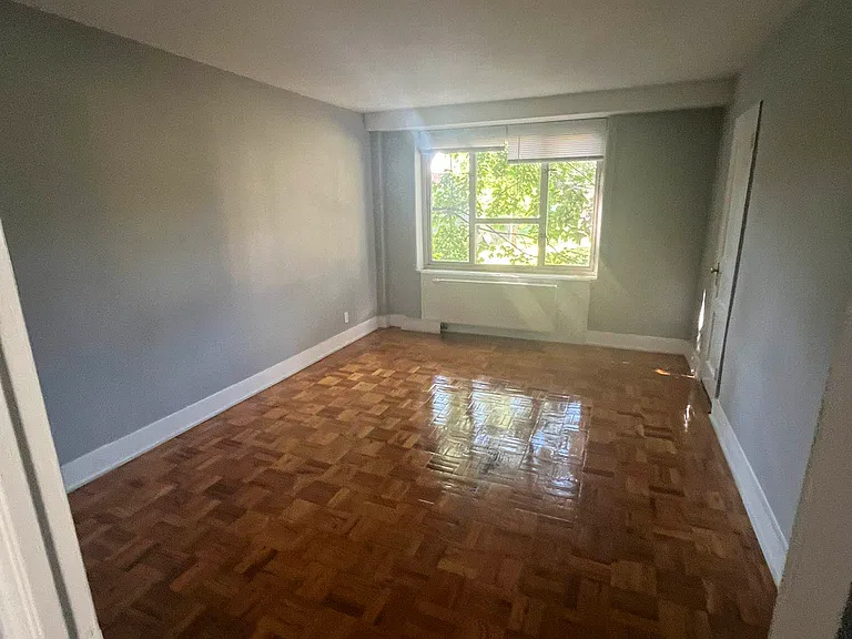 185-15 64th Ave #1 — Photo 8