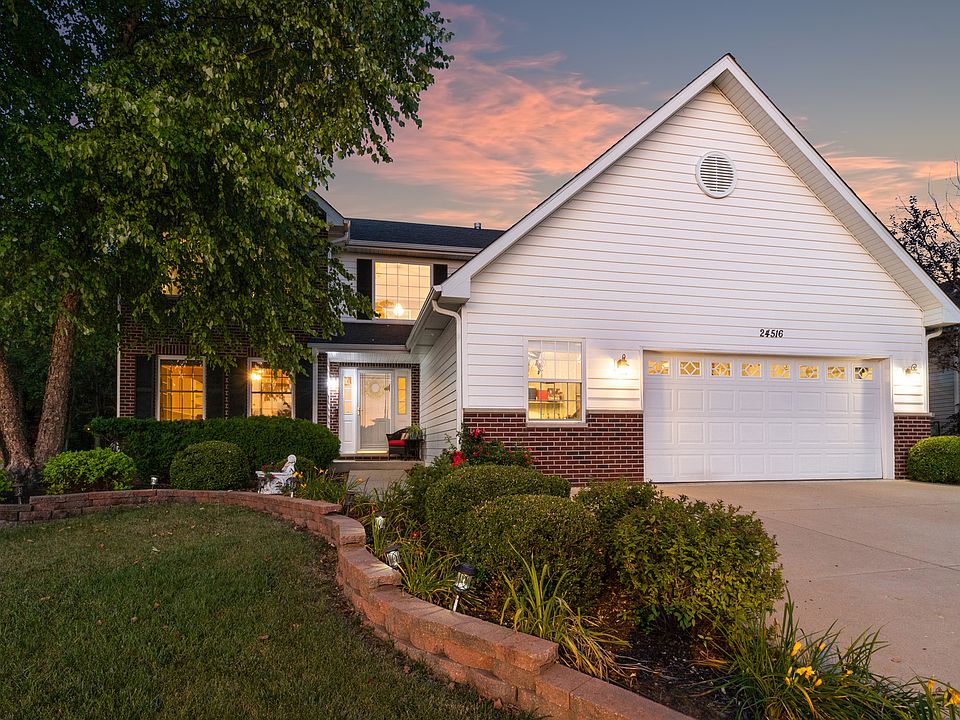 1st image of 24516 Lakewoods Ln
