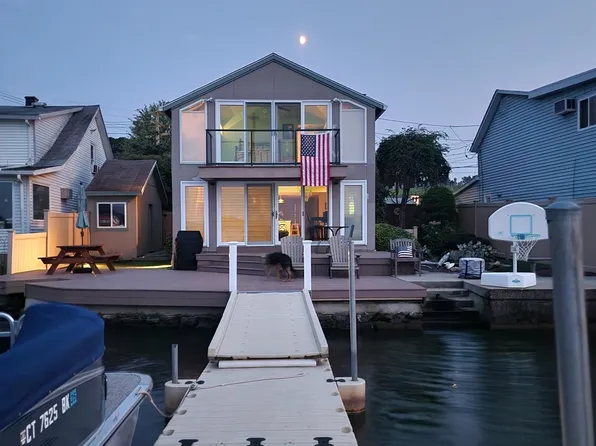 55 East High Street, East Hampton, CT 06424