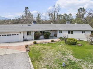 17814 Windsor Ln, Anderson, CA 96007