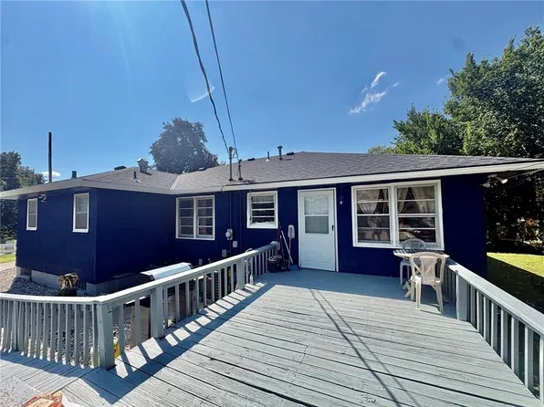 1101 Charles St, Saint Joseph, MO 64501