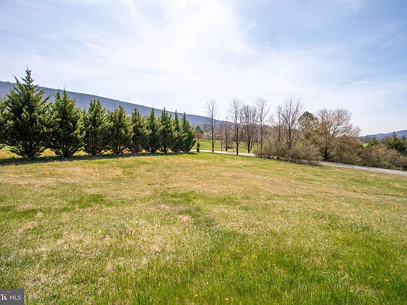 3rd image of 161 Coyote Run Rd