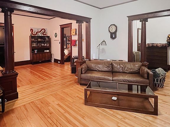 3rd image of 2747 Polk St NE #1
