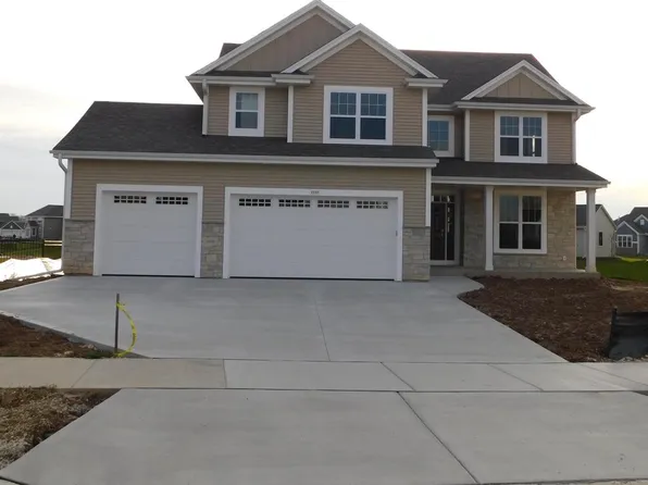 2133 East Teton TRAIL, Grafton, WI 53024