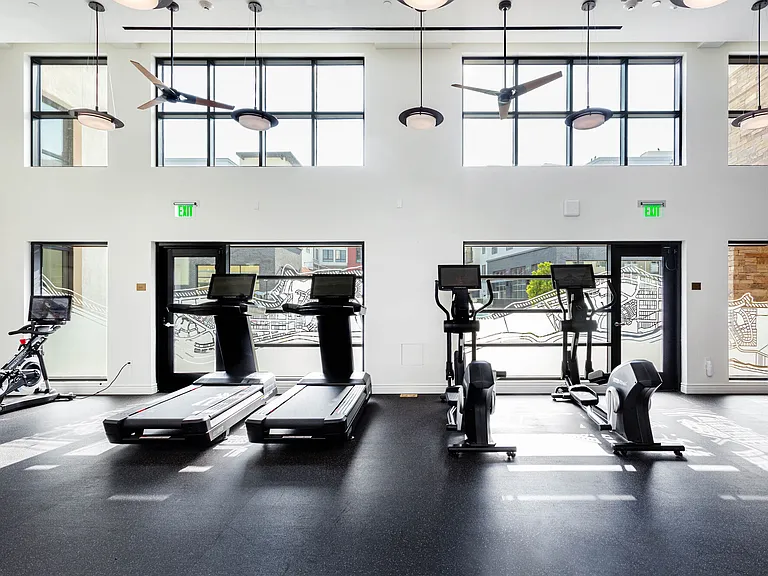 Prado West — Photo 33