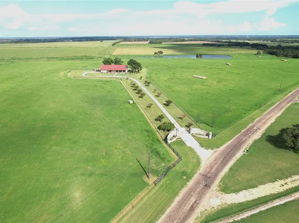 769 County Road 144, Buckholts, TX 76518