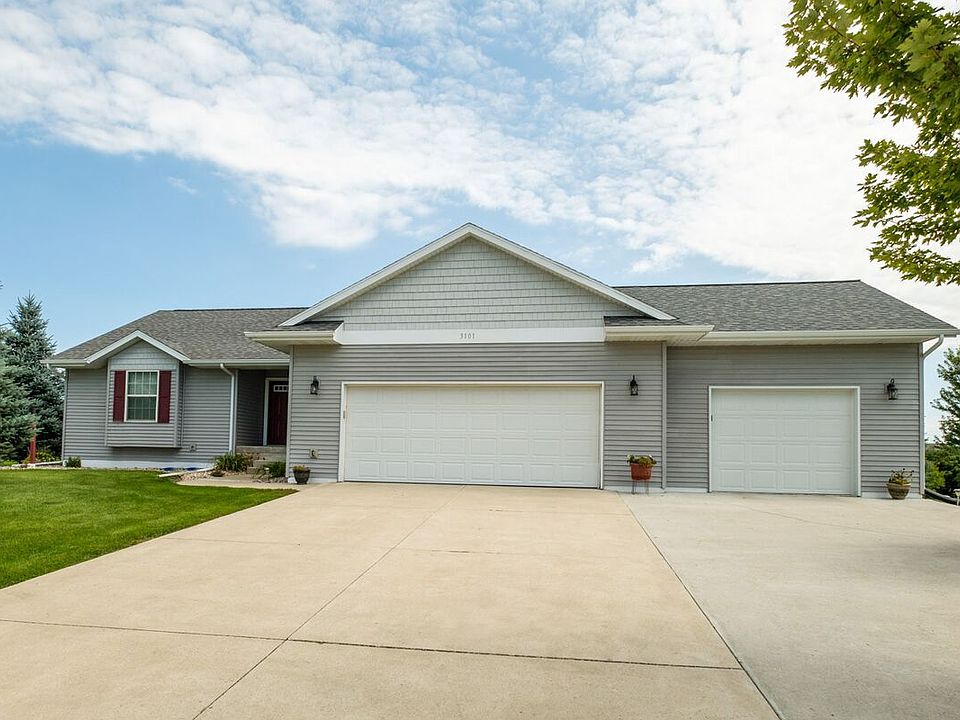 3 car garage